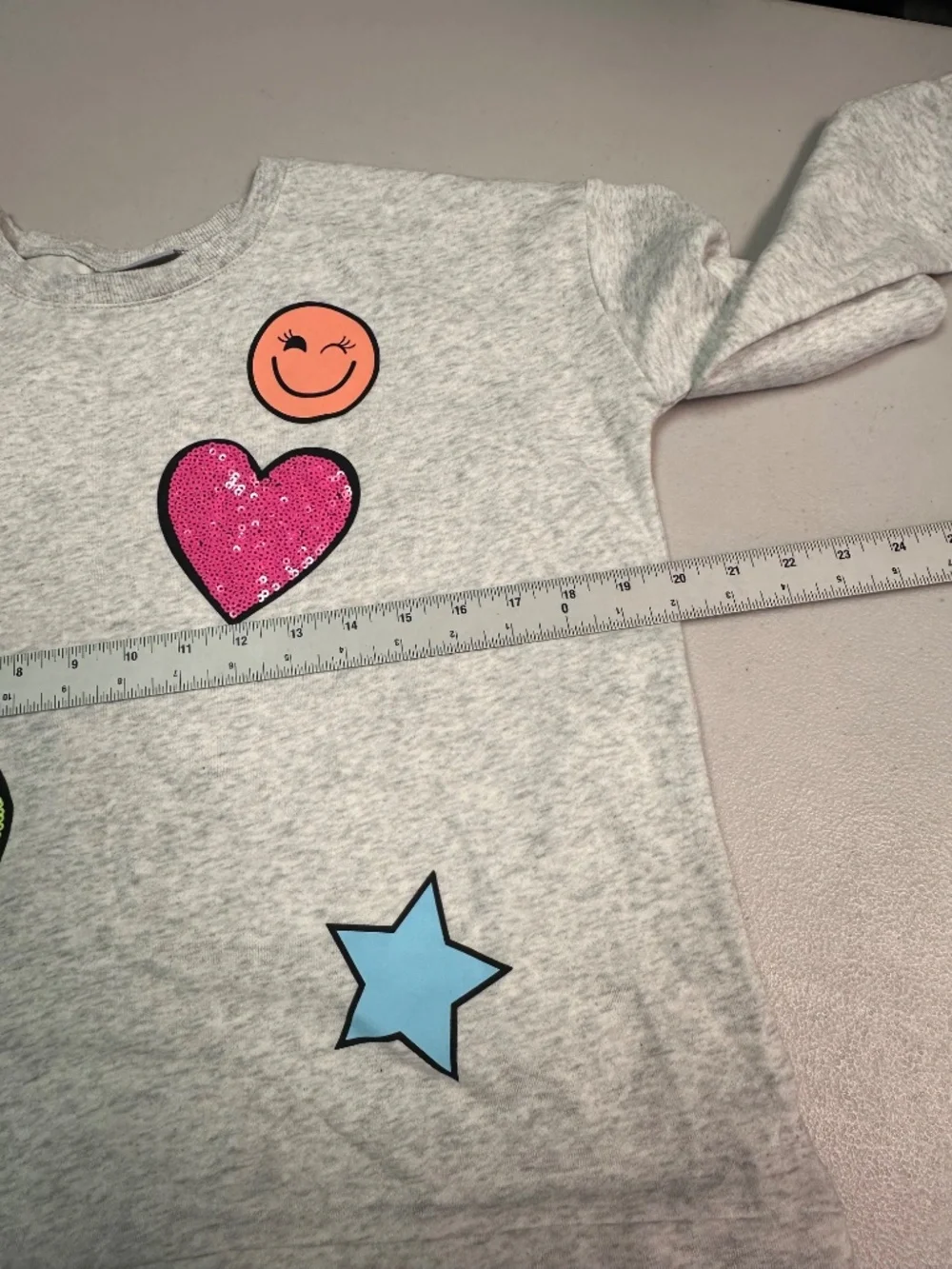 The Children’s Place Light Gray Sweatshirt with Colorful Details. Sz 14.